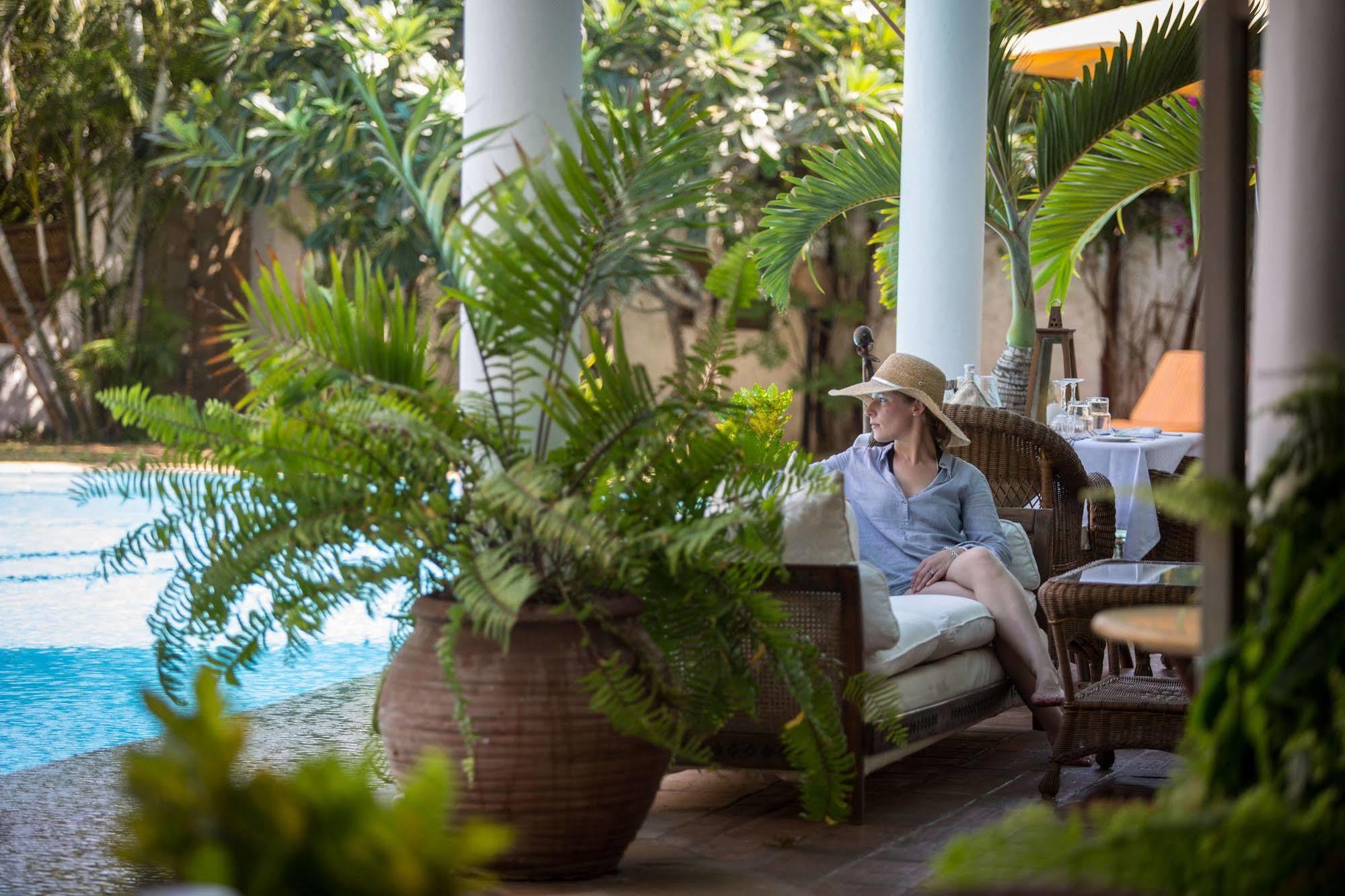 Afrochic Diani Hotel Укунда Екстериор снимка